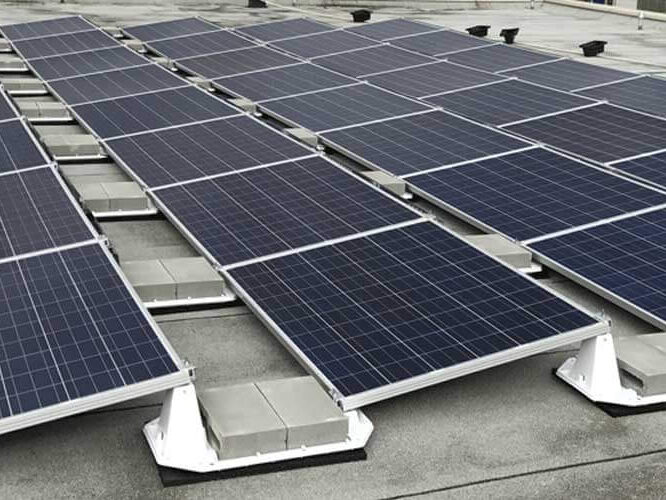 Solar-Panels-on-Flat-Roof